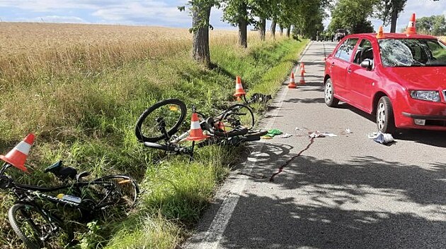 Na Strakonicku najela idika do skupinky cyklist. (8. ervence 2024)