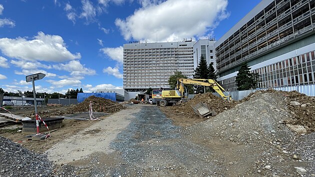 V arelu Fakultn nemocnice Brno v Brn-Bohunicch zaala stavba novho sdla Centra kardiovaskulrn a transplantan chirurgie. (ervenec 2024)