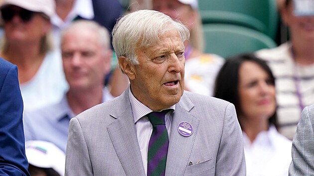 Bývalý tenista Jan Kode� na Wimbledonu.