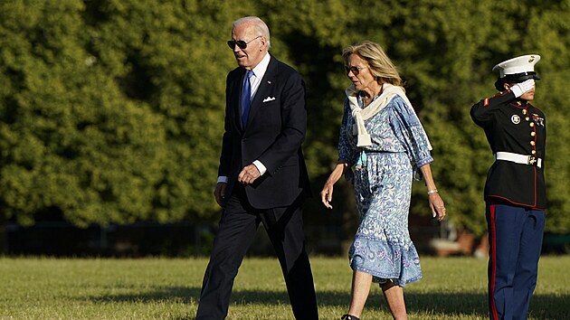 Americk prezident Joe Biden se svou manelkou Jill (2. ervence 2024)