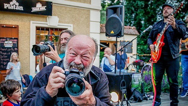 Jaroslav Sbek ve svm ivlu, s fokem u oka