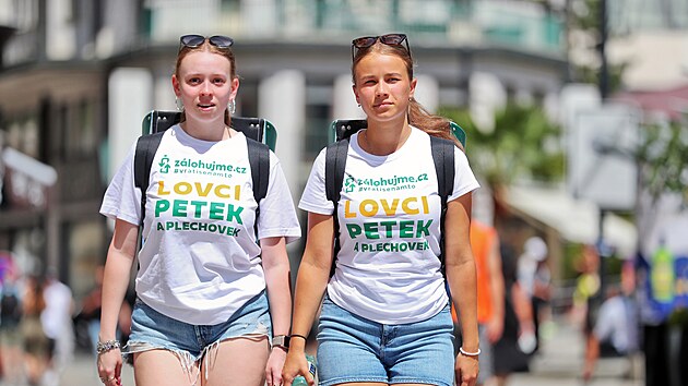 Lovci petek ani letos nechybli na Mezinrodnm filmovm festivalu Karlovy Vary. (6. ervence 2024)