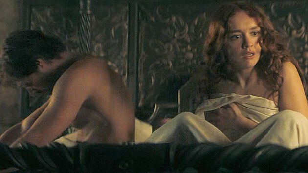Hereka Olivia Cooke v serilu Rod draka