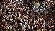 Demonstrace proti vládě izraelského premiéra Benjamina Netanjahua v Tel Avivu....