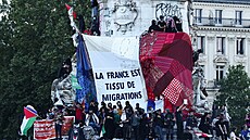 Francouzi po volbách zaplnili nám�stí Republiky (7. �ervence 2024)