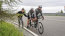Druhou ástí extrémního triatlonu byla cyklistika. Nároná stoupání i prudké...