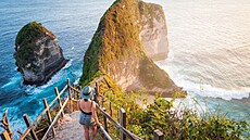 Západ slunce nad Kelingking Beach