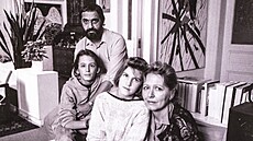 P�ED LETY. Rodi�e Michael a Helena, d�ti Tomá� a Hana.