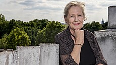 Helena T�e�tíková. �lov�k si musí polo�it otázku, jak to, �e tato...