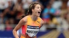 Ukrajinka Jaroslava Mahu�ichová se raduje z p�ekonaného sv�tového rekordu ve...