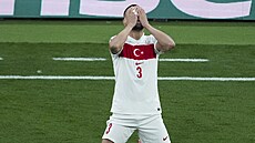 Turek Merih Demiral bhem osmifinálového utkání s Rakouskem.