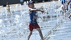 Rusové se potýkají s vedry, v Moskv� padl denní rekord z roku 1917 a teploty v...