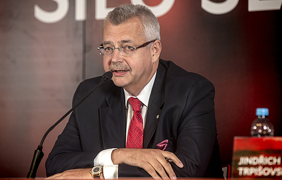 Jaroslav Tvrdík na tiskové konferenci p�ed za�átkem nové sezony.