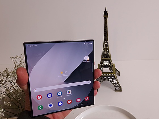 Samsungy Z Flip 6 a Z Fold 6 na premiée v Paíi