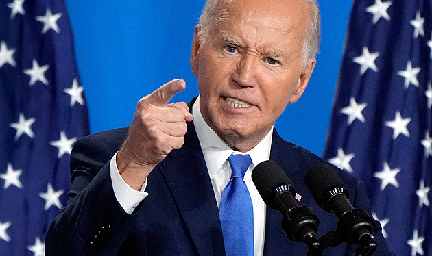 Má na to? Přeřek na summitu ukázal, že média nad Bidenem zlomila hůl