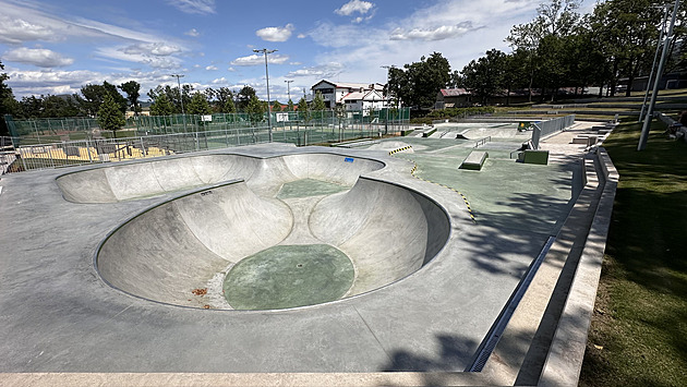 V Lounech otevřou velký skatepark, stojí na místě spjatém se spartakiádami