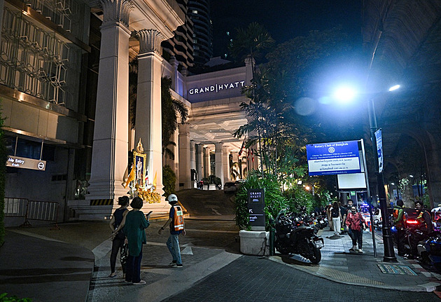 Kyanid na šálcích s kávou. Cizinci v hotelu v Bangkoku zemřeli zřejmě kvůli dluhům