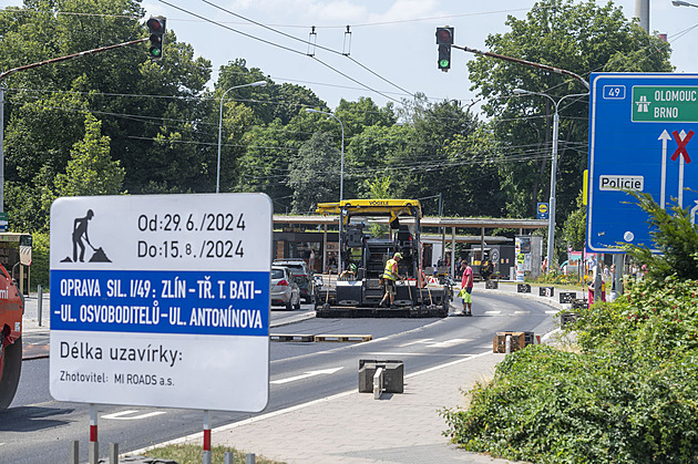 Silničáři skončí s opravou klíčové cesty ve Zlíně s týdenním předstihem