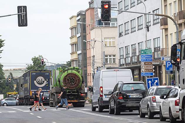 V centru Zlína opravují silniái tídu Tomáe Bati ve smru na Otrokovice....