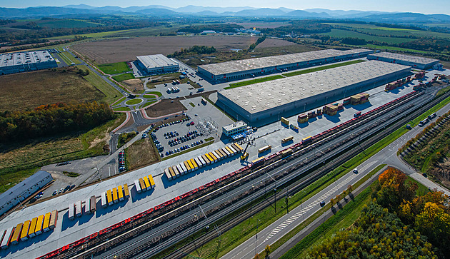 Značka BMW míří do Ostravy, u letiště postaví logistické centrum za miliardy