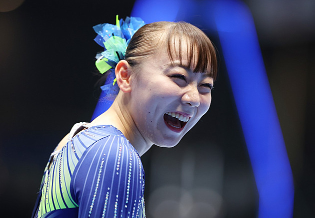 Kapitánka japonských gymnastek byla vyloučena z týmu. Kouřila a pila alkohol