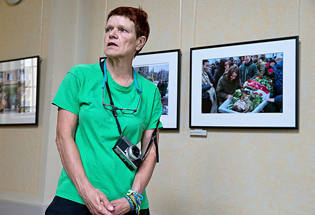 Ne každá válka byla tak černobílá jako ta na Ukrajině, vypráví fotografka