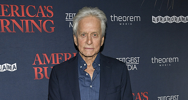 Kníže temnot. Arogantní hříšník Michael Douglas se léčil i ze závislosti na sexu