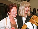 Jorga Kotrbová a Loretta Switová v Praze (18. zá�í 1996)