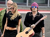 Johnny Depp s Julií Vlasovovou v Londýn (11. ervence 2024)