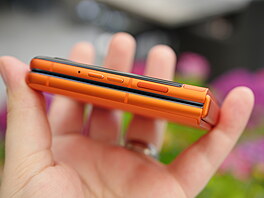 Motorola Razr 50