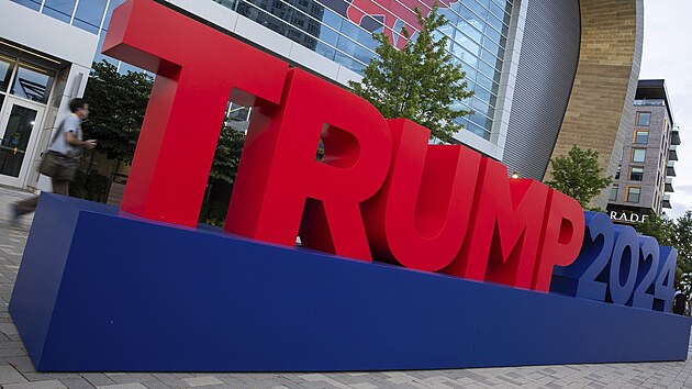 Milwaukee se chyst� na sjezd republik�n�. Dorazil i b�val� prezident Donald Trump, na n�j� byl sp�ch�n pokus o atent�t. (14. �ervence 2024)
