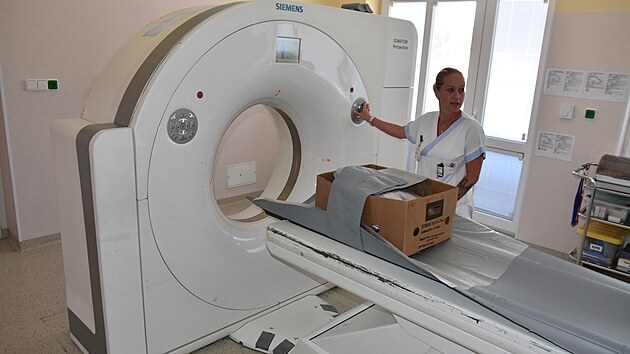 CT snmkovn pomoc modernho potaovho tomografu v Radiodiagnostickm oddlen Nemocnice Agel v Perov