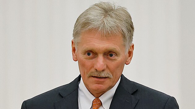 Mluv�� Kremlu Dmitrij Peskov se ��astn� tiskov� konference v Moskv�. (5. �ervence 2024)