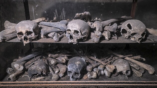 Baziliku Nav�t�ven� Panny Marie a kryptu s mumiemi ve Fr�dku-M�stku �ekaj� dvoulet� opravy. (15. �ervence 2024)