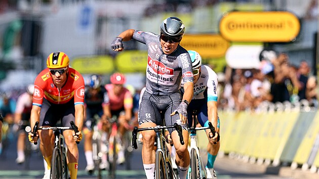 Sonunda dram.  Philipsen Tour'daki üçüncü zaferini kutluyor, Girmay düştü