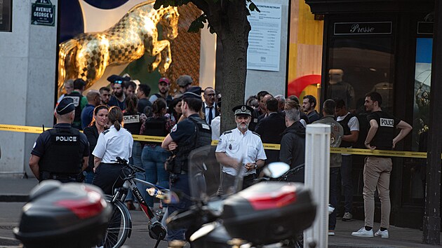 Francouzsk� policie uzav�ela ��st hlavn� pa��sk� t��dy po �toku no�em. (18. �ervence 2024)