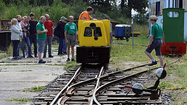 Dr�ha Kate�ina u p��rodn� rezervace Soos voz� turisty o pr�zdnin�ch ka�d� v�kend. (13. �ervence 2024)