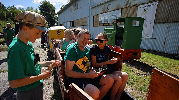 Dr�ha Kate�ina u p��rodn� rezervace Soos voz� turisty o pr�zdnin�ch ka�d� v�kend. (13. �ervence 2024)