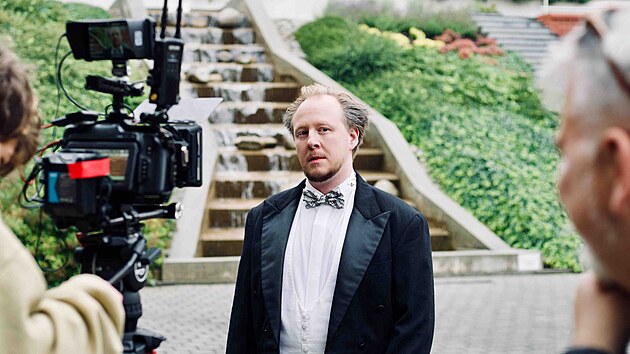 �t�p�n Kozub p�i nat��en� komedie Srnky