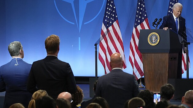 Joe Biden na oste sledovan tiskov konferenci po skonen summitu NATO. (11. ervence 2024)