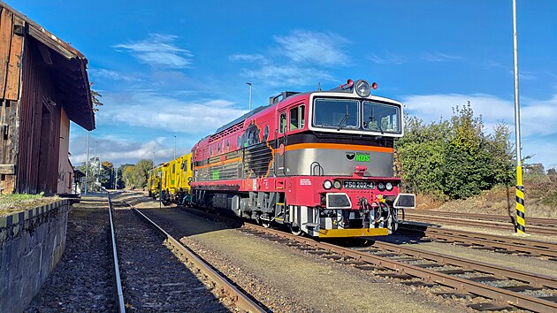 Brejlovec 750.202 s podb�je�kou Plasser & Theurer