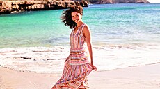 N�né barvy a rozevlátá silueta udávají �at�m tón, jen se podíváte a hned víte,...