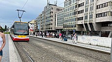 M��ení teploty v prost�edcích MHD v Praze (17. �ervence 2024)