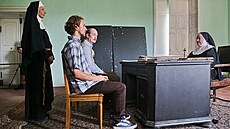 Natá�ení jednoho z díl� seriálu �eské televize s názvem Zlo�in na dobré cest�...