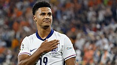 Anglian Ollie Watkins slaví postup do finále mistrovství Evropy.