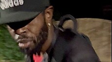 Policie zve�ejnila snímek mu�e, kterého hledá v souvislosti s nálezem dvou t�l...