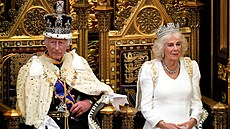 Projev sepsaný novou britskou vládou peetl král ve Snmovn lord, kam si ho...