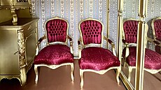 Maringotka má p�t pokoj� v�etn� koupelny.