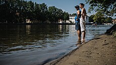 Vedra s teplotami nad 30 stup jsou pro lidský organismus velkou zátí a...