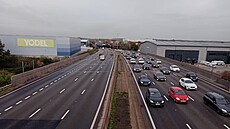 Ekologití aktivisté ze skupiny Just Stop Oil zablokovali provoz na britské...